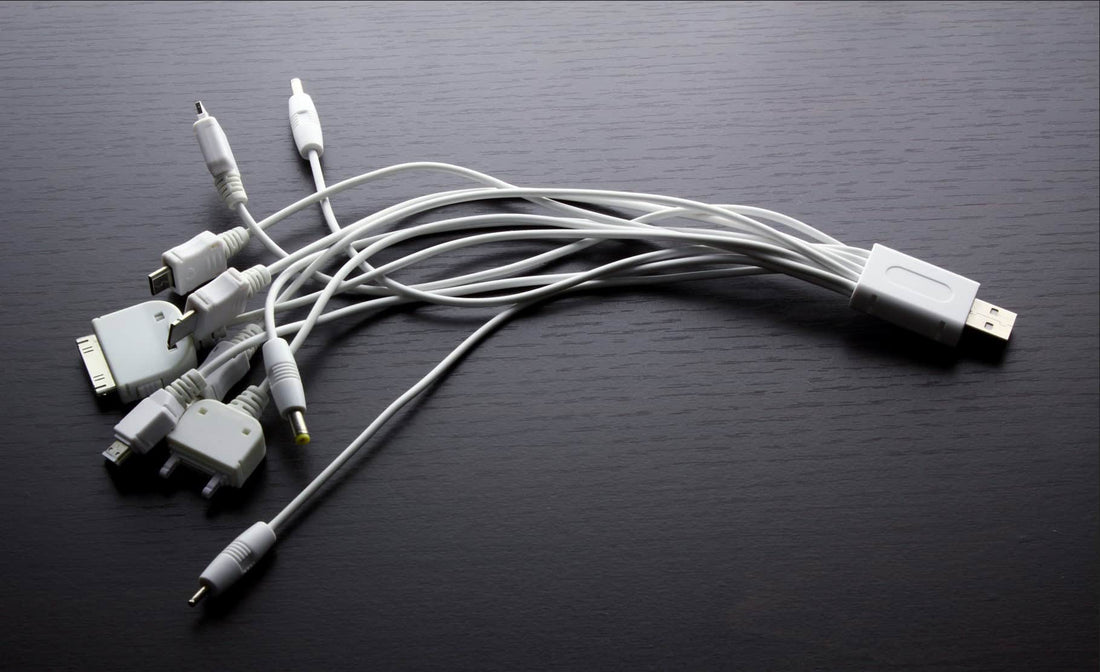 USB-C-laturi kannettavalle, puhelimelle ja tabletille – mitä kannattaa nyt tietää?