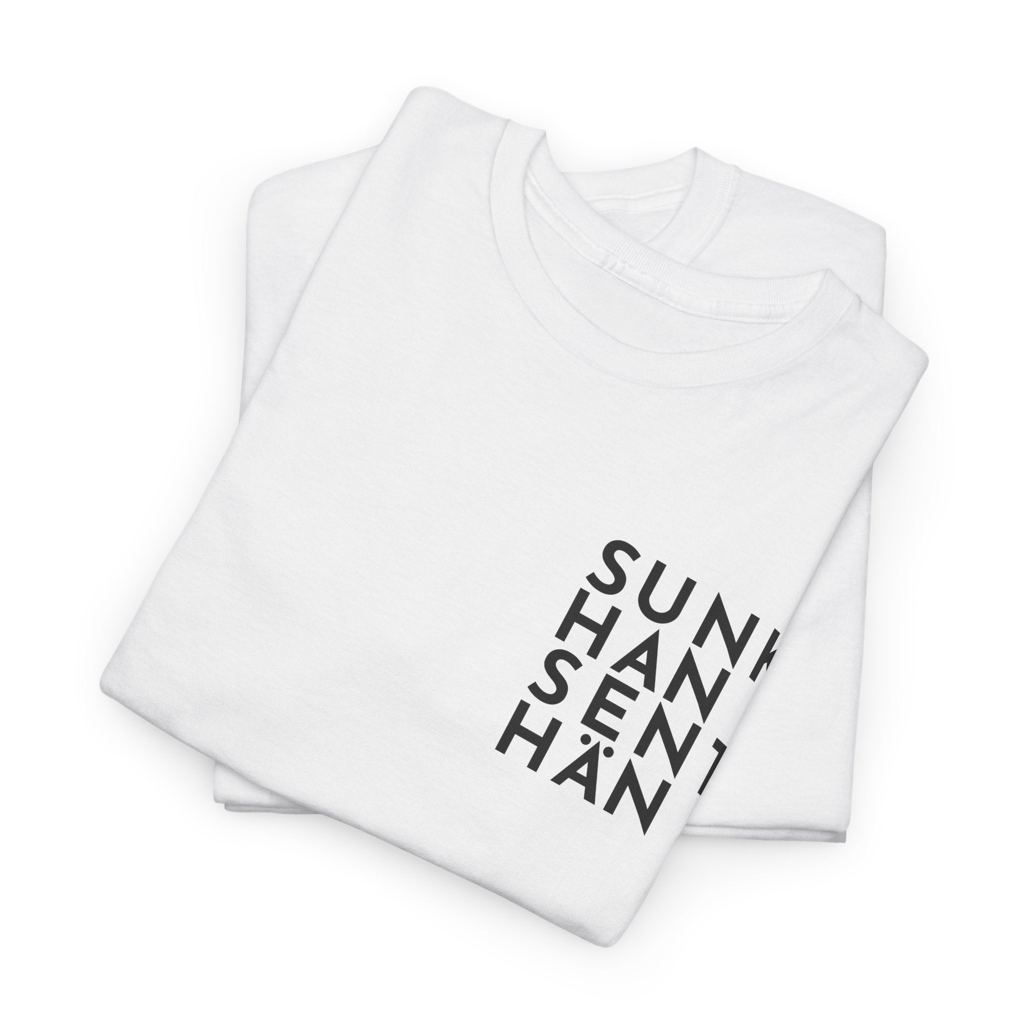 Sunkhan Senthän t-paita Kittilän tyyliin, musta teksti | 100% puuvillaa, unisex