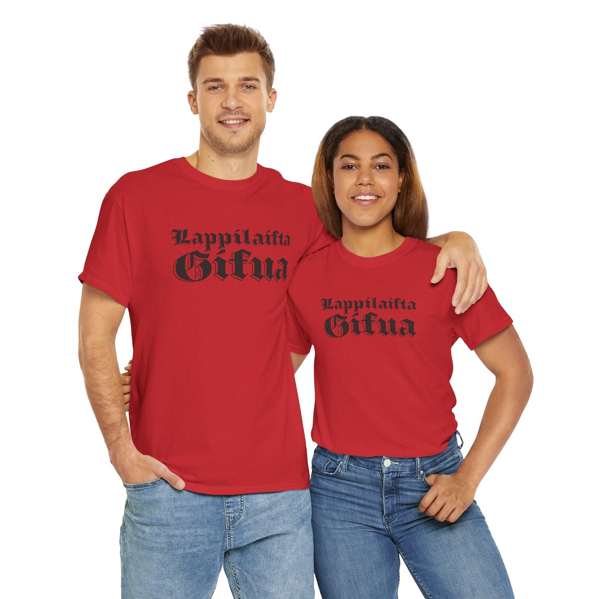 Lappilaista sisua t-paita, tumma retro teksti | 100% puuvillaa, unisex - Lourun verkkokauppa