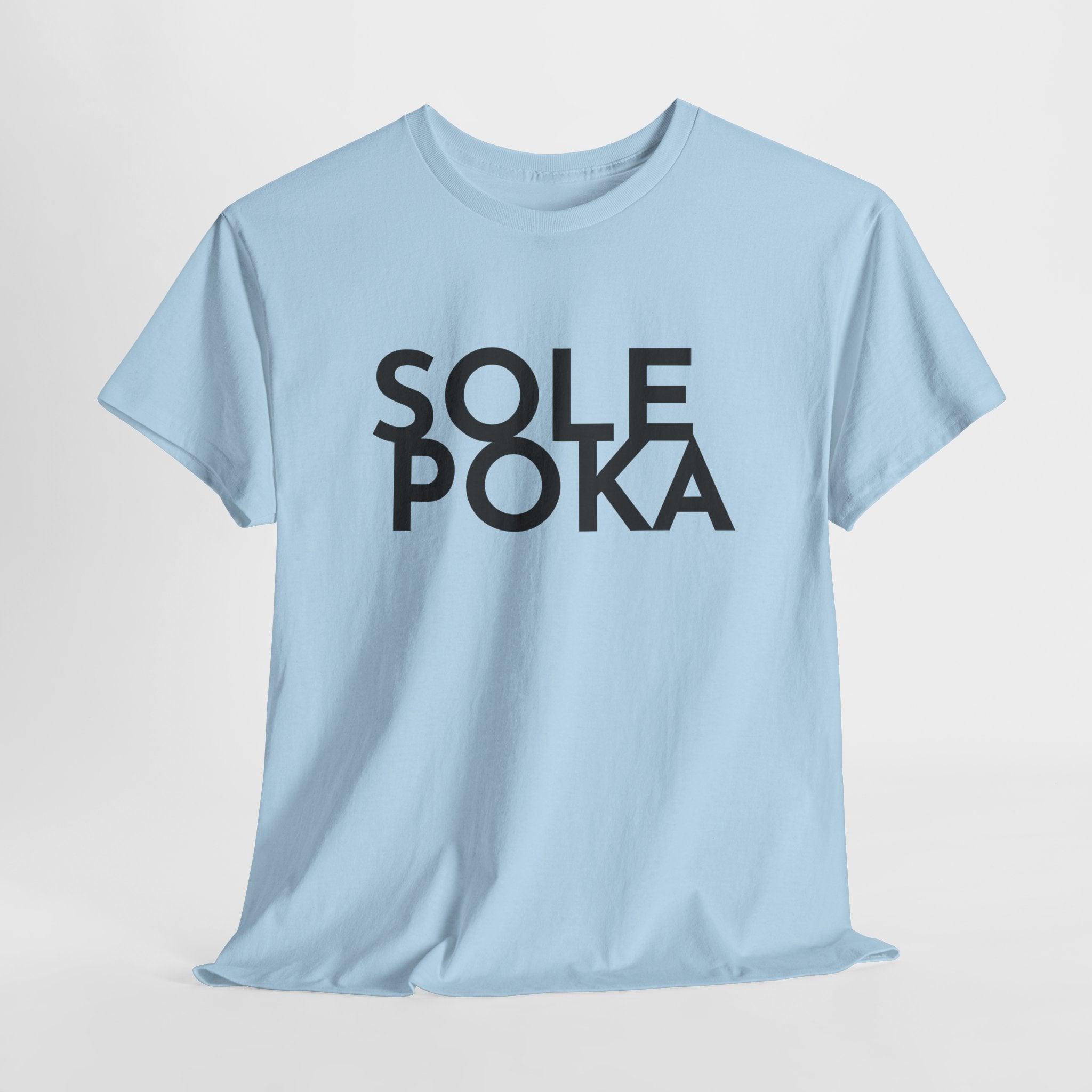 Sole Poka t-paita, musta teksti | 100% puuvillaa, unisex - Lourun verkkokauppa