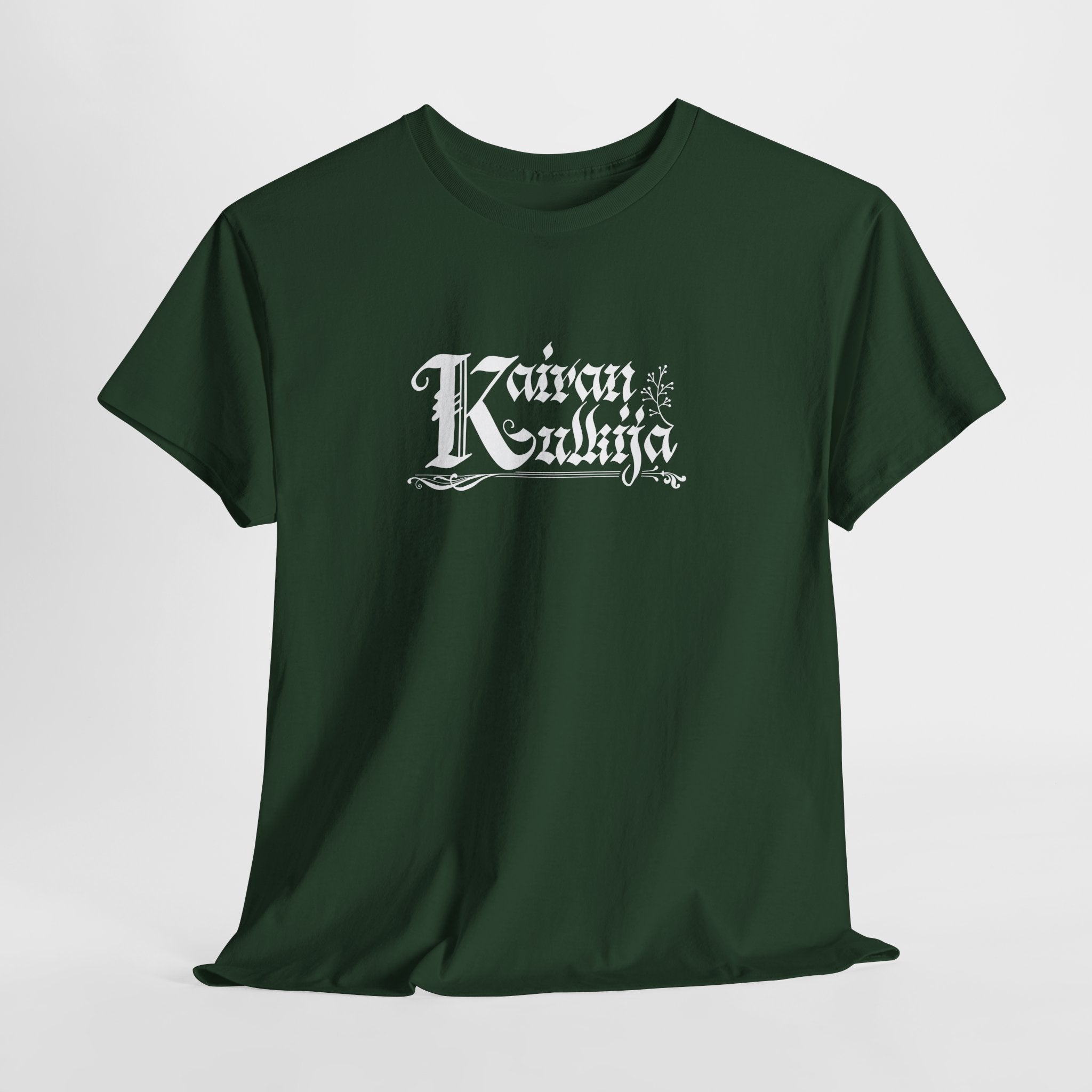 Kairan Kulkija T-paita – 100% puuvillainen paita retkeilyyn ja vapaa-aikaan | valkoinen teksti | unisex