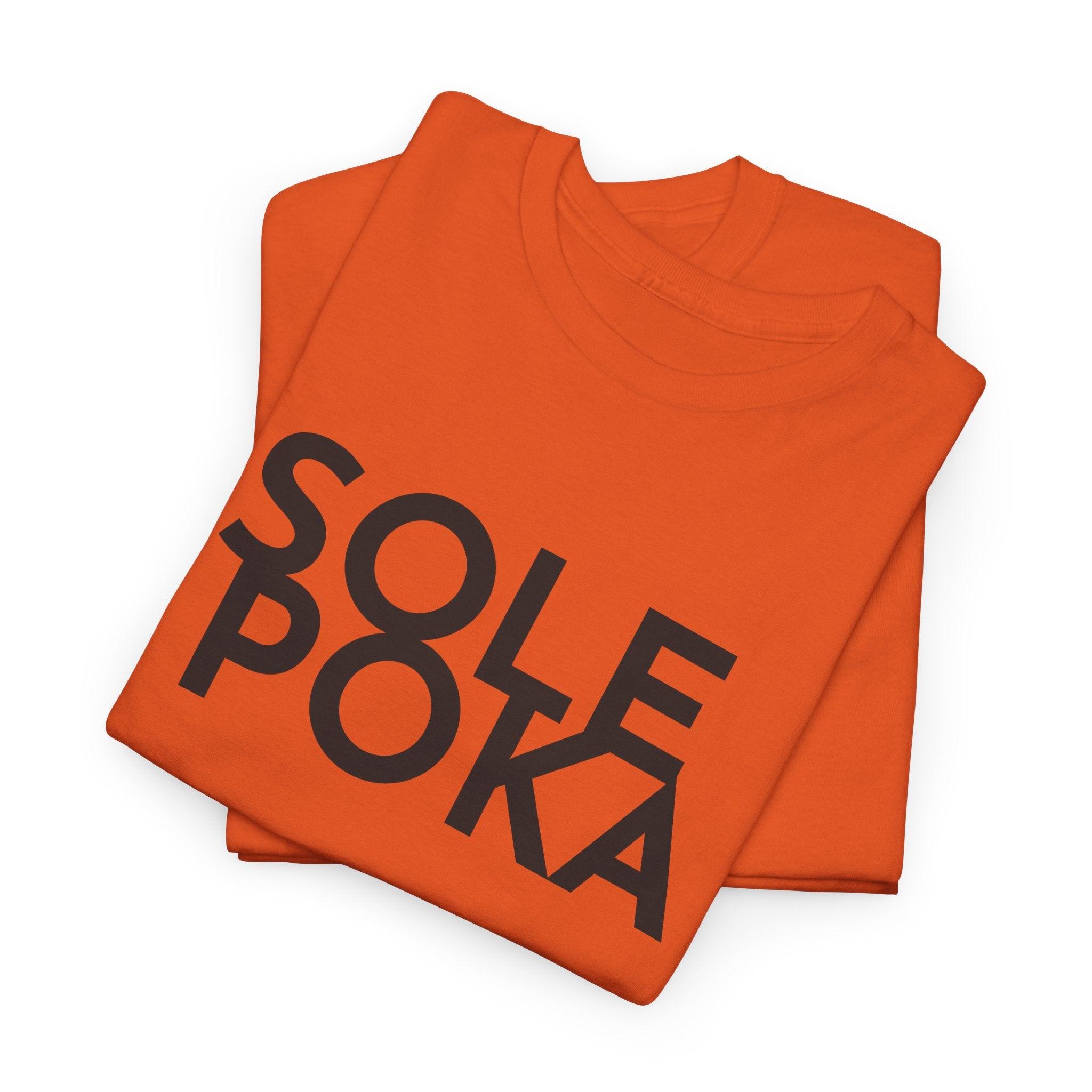 Sole Poka t-paita, musta teksti | 100% puuvillaa, unisex - Lourun verkkokauppa