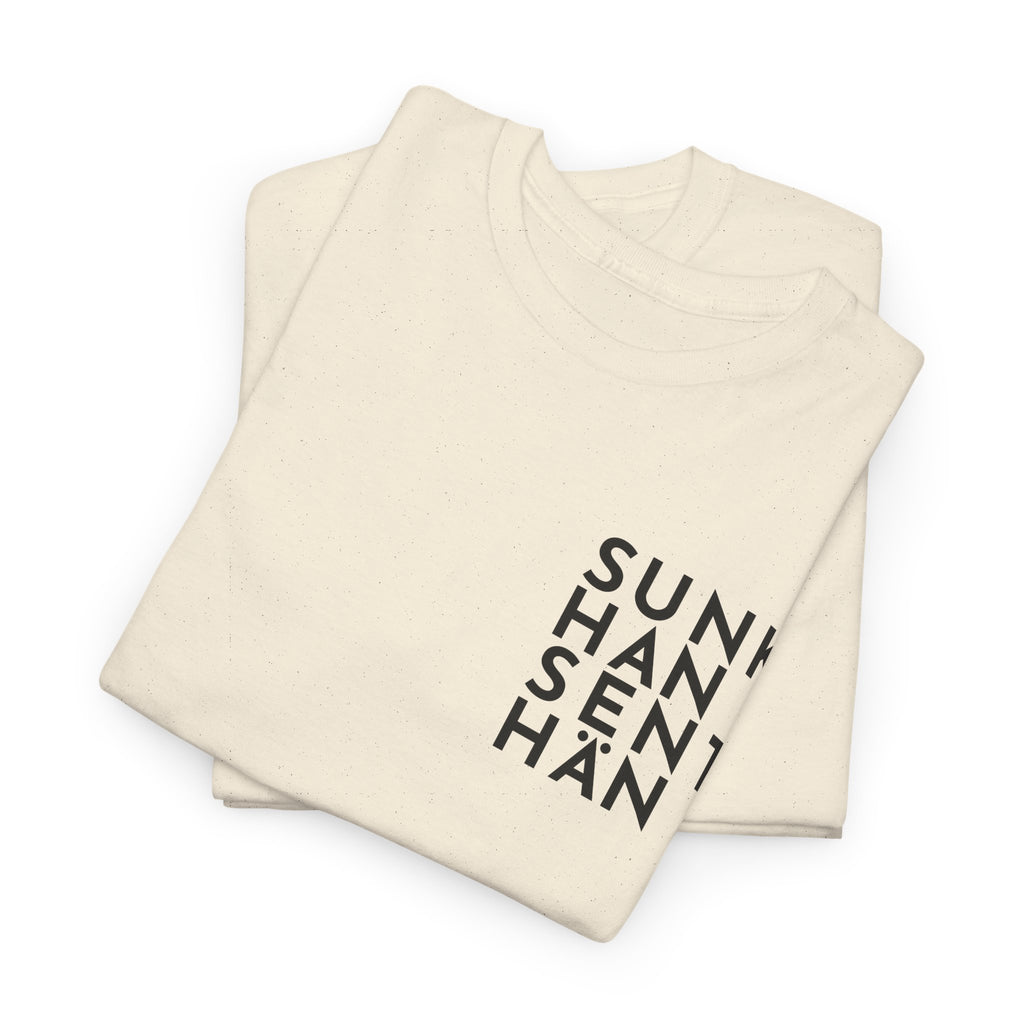 Sunkhan Senthän t-paita Kittilän tyyliin, musta teksti | 100% puuvillaa, unisex
