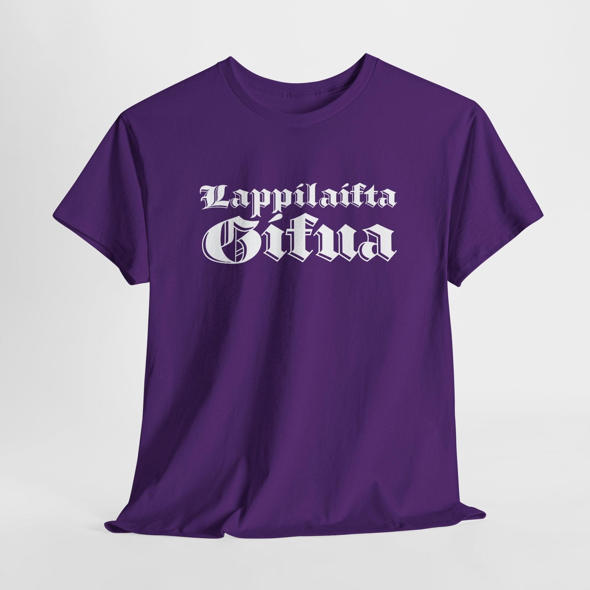 Lappilaista sisua t-paita, valkoinen retro teksti | 100% puuvillaa, unisex - Lourun verkkokauppa