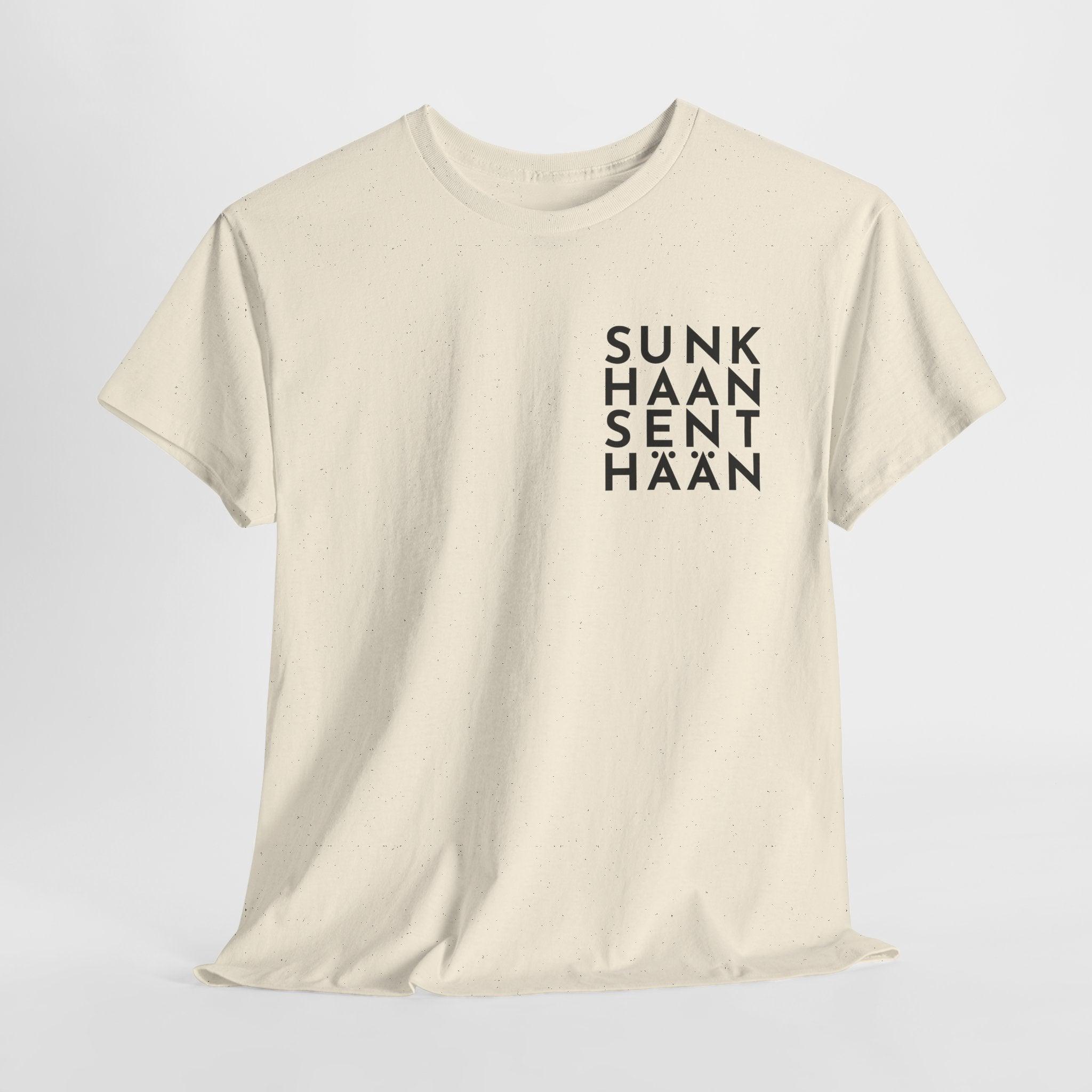 Sunkhaan Senthään t-paita, musta teksti | 100% puuvillaa, unisex - Lourun verkkokauppa