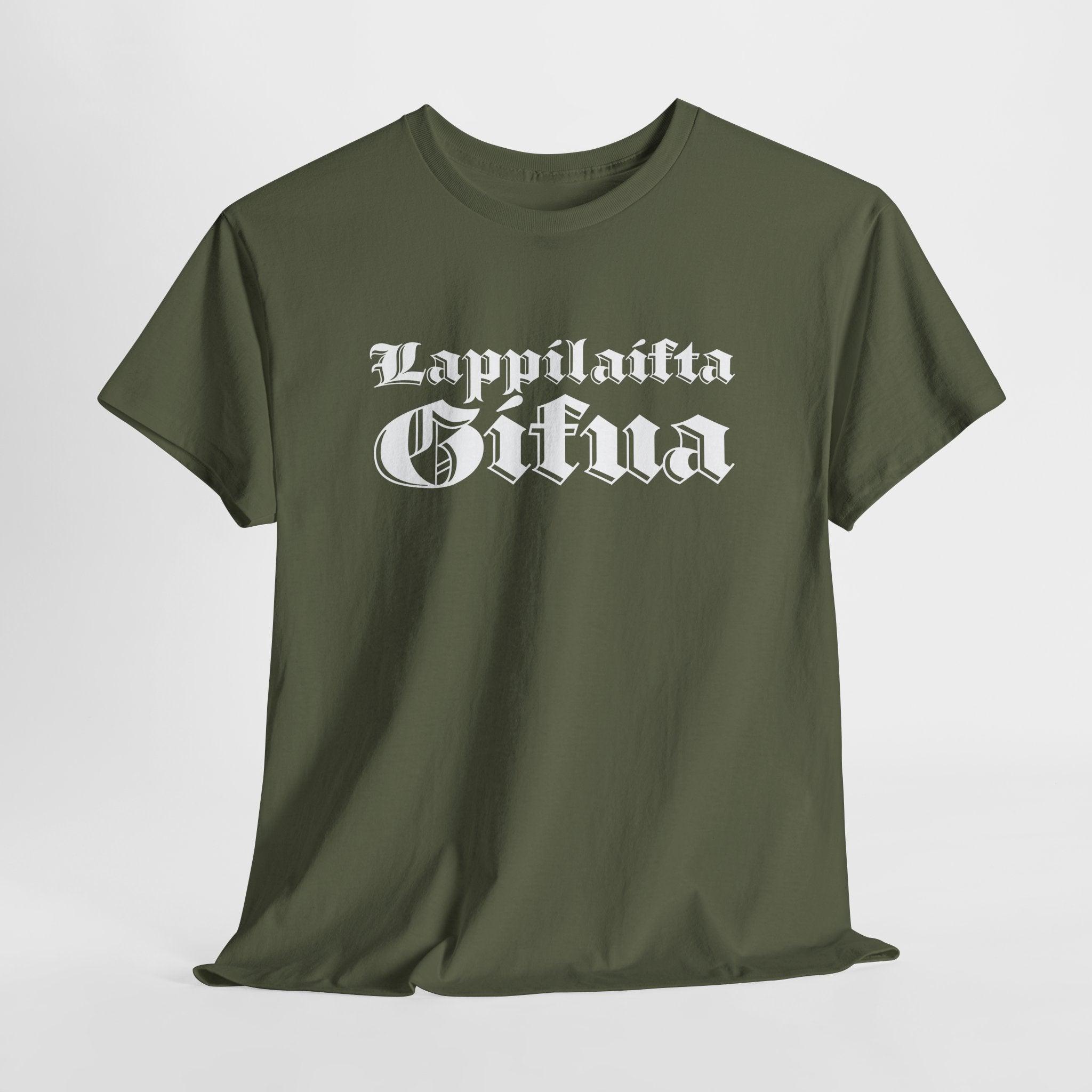 Lappilaista sisua t-paita, valkoinen retro teksti | 100% puuvillaa, unisex - Lourun verkkokauppa