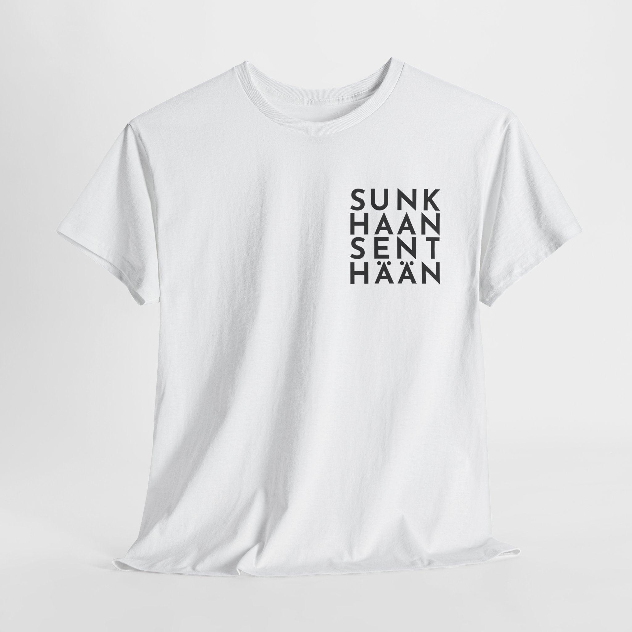Sunkhaan Senthään t-paita, musta teksti | 100% puuvillaa, unisex - Lourun verkkokauppa