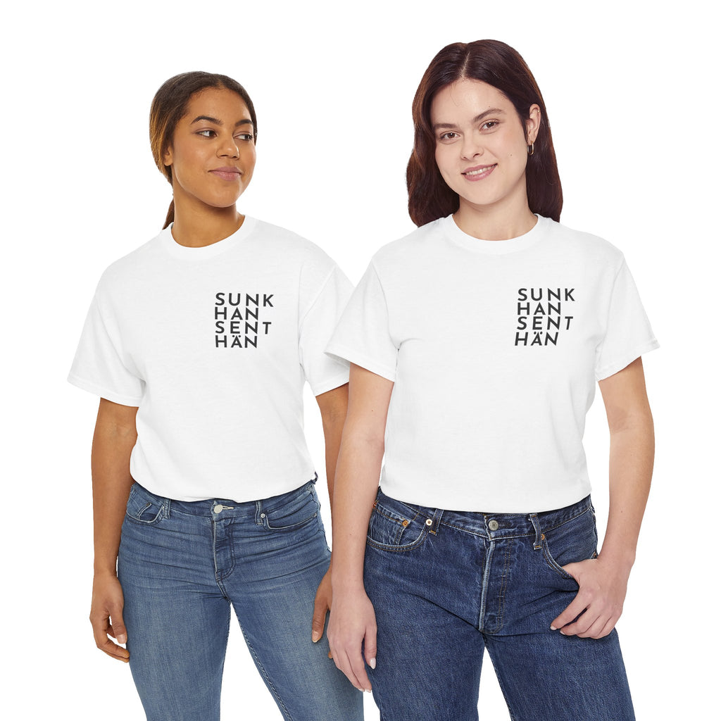 Sunkhan Senthän t-paita Kittilän tyyliin, musta teksti | 100% puuvillaa, unisex