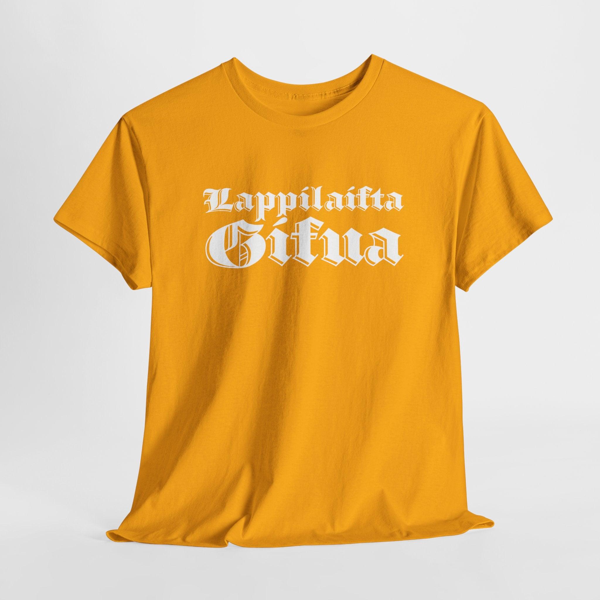 Lappilaista sisua t-paita, valkoinen retro teksti | 100% puuvillaa, unisex - Lourun verkkokauppa