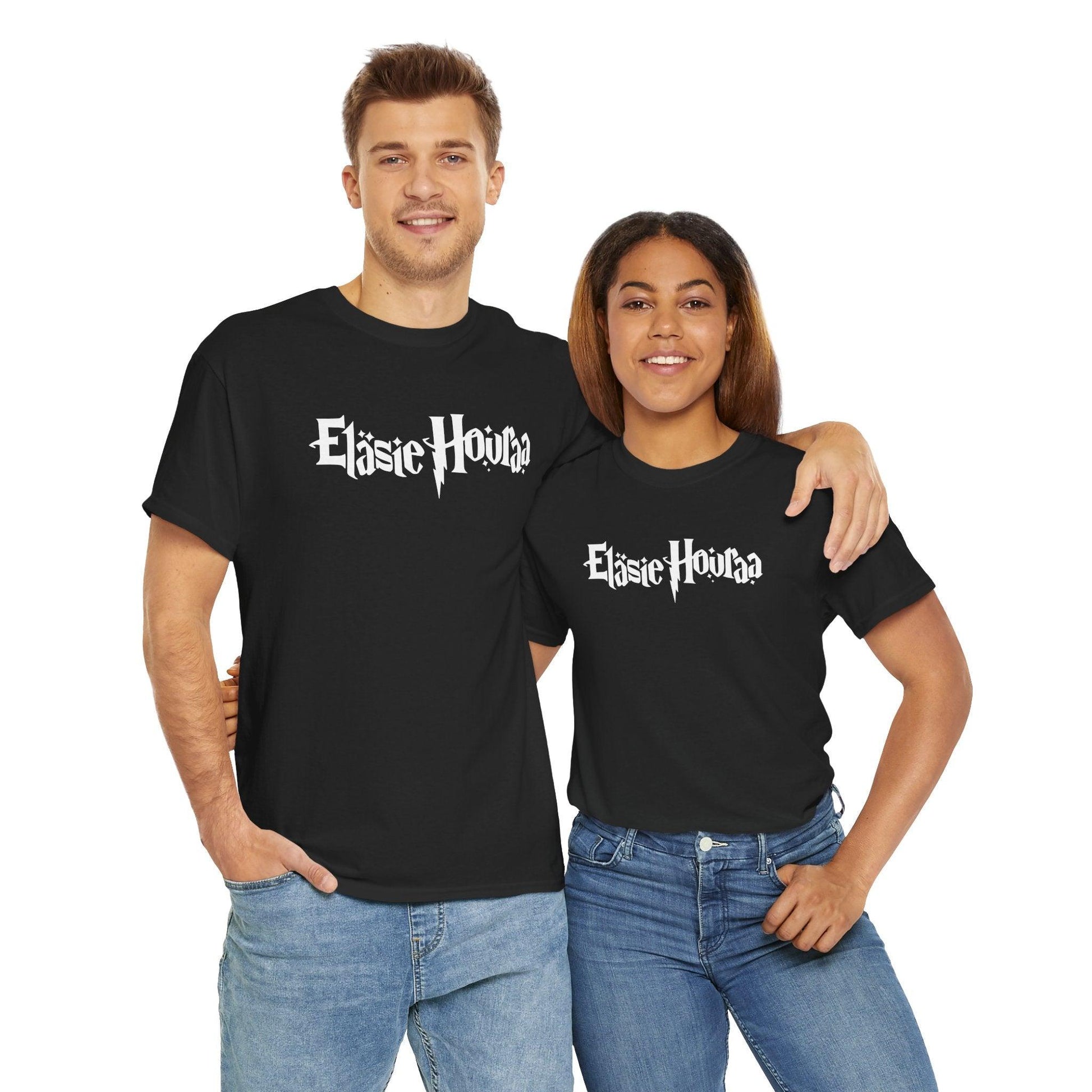 Eläsie Houraa t-paita, valkoinen teksti | 100% puuvillaa, unisex - Lourun verkkokauppa