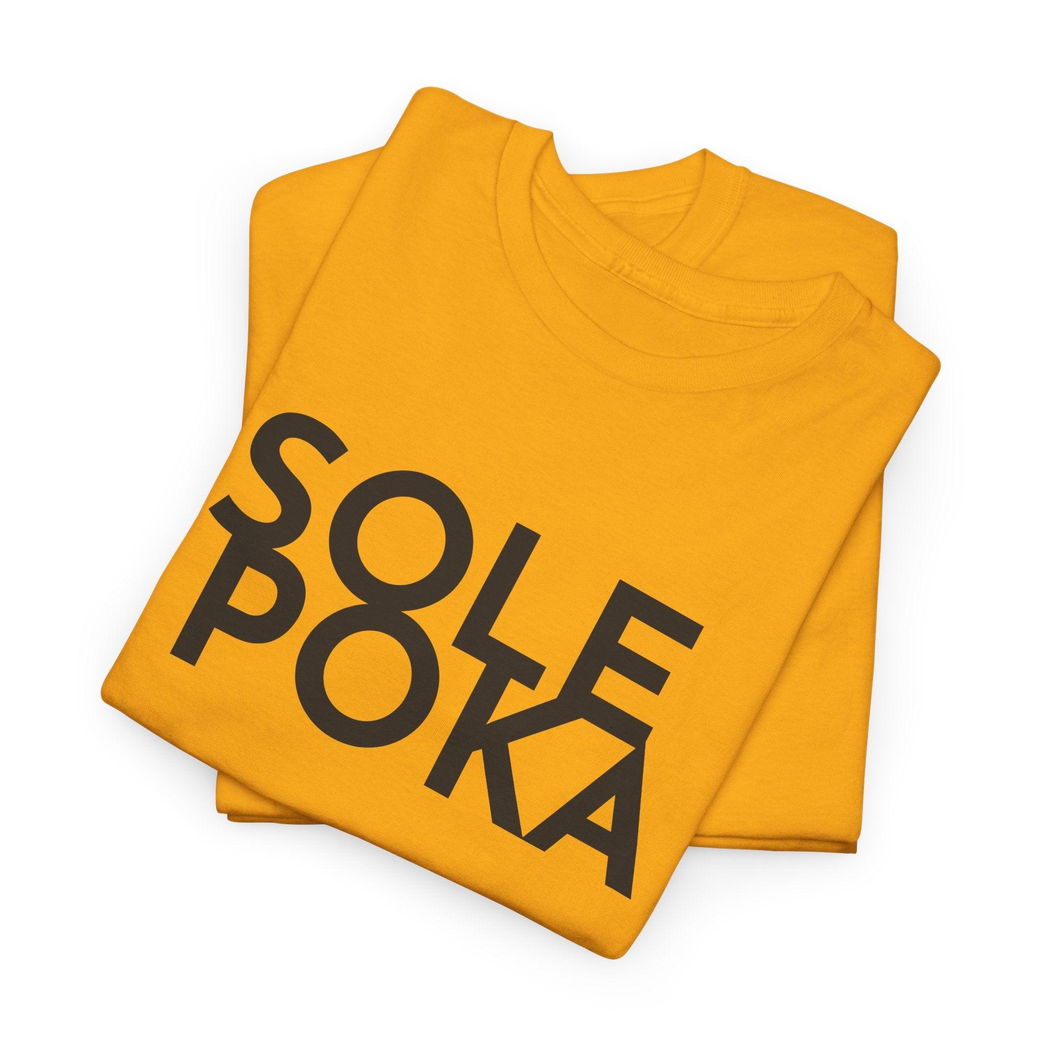 Sole Poka t-paita, musta teksti | 100% puuvillaa, unisex - Lourun verkkokauppa