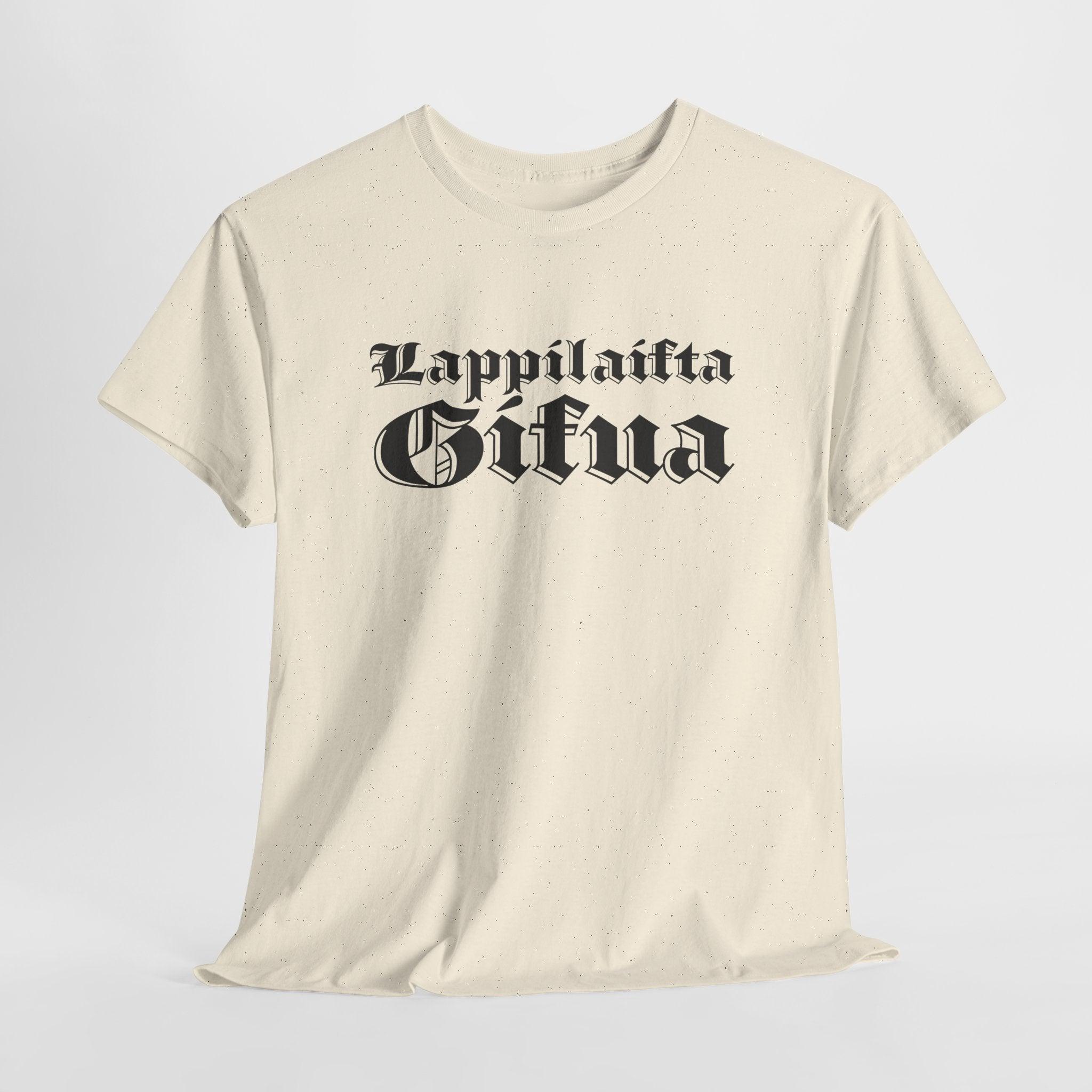 Lappilaista sisua t-paita, tumma retro teksti | 100% puuvillaa, unisex - Lourun verkkokauppa
